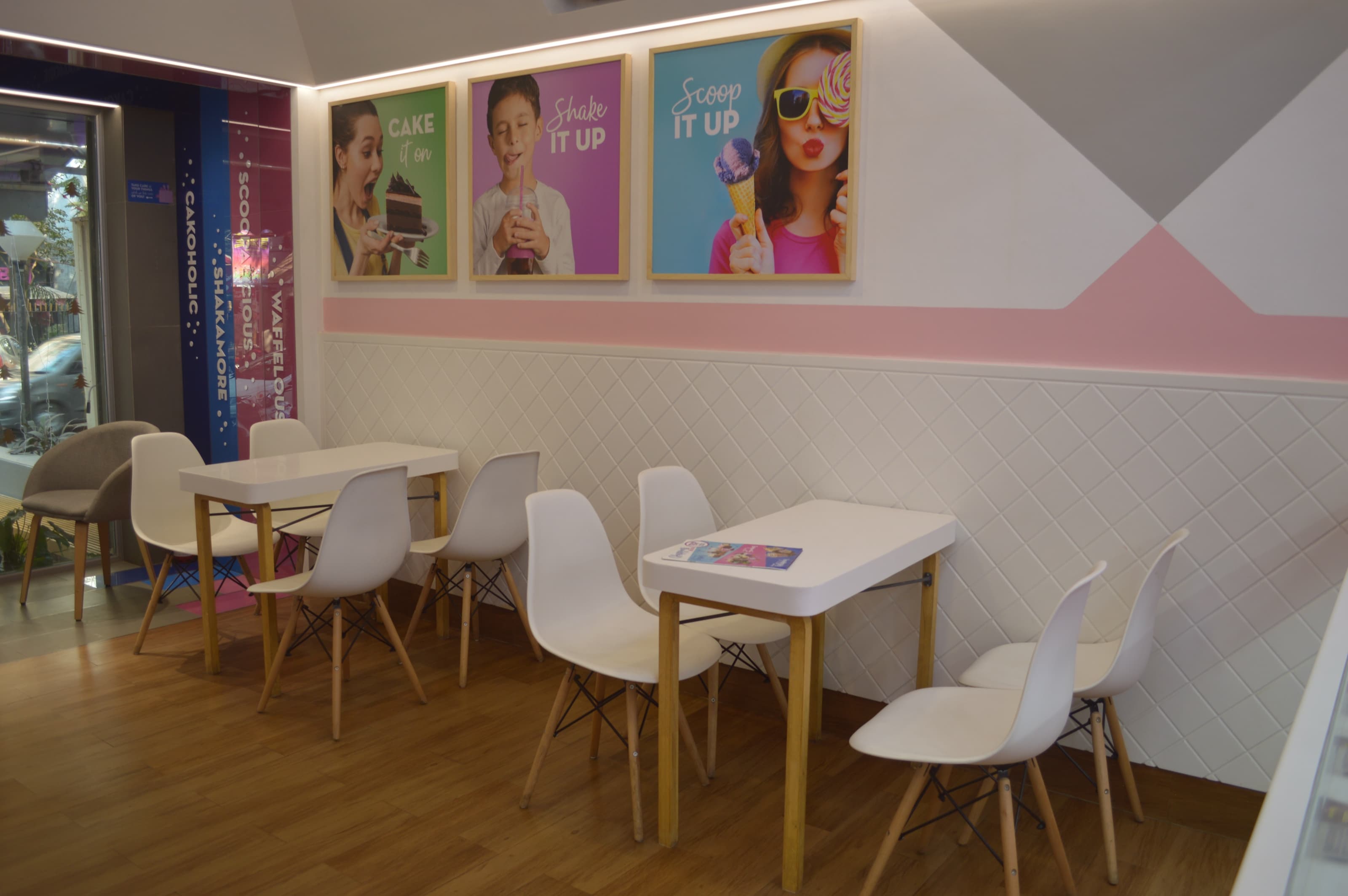 Baskin Robbins — Retail & Products